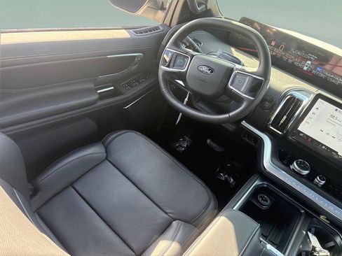 New 2026 Ford Expedition Max Platinum w/ Stealth Appearance Package AWD/4WD image 15