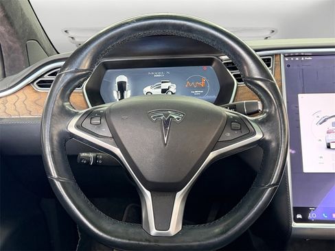 Used 2017 Tesla Model X 100D image 12