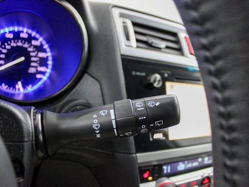 Used 2017 Subaru Outback 2.5i Limited image 27