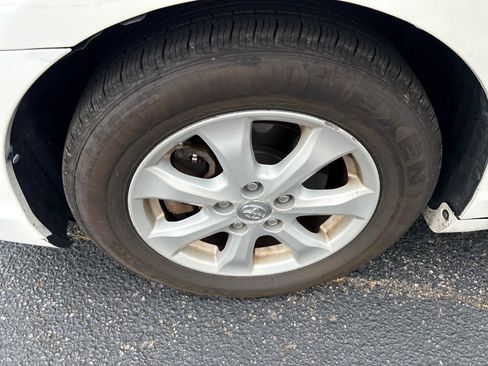 Used 2011 Toyota Camry LE w/ LE Extra-Value Pkg FWD image 20