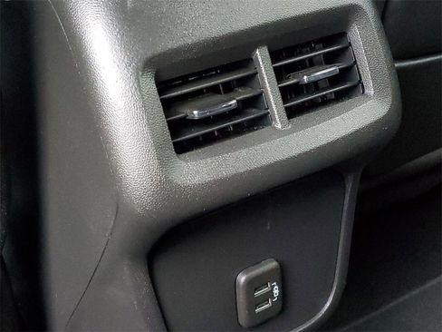 Used 2022 GMC Terrain SLE image 20