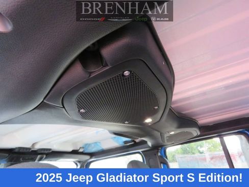 New 2025 Jeep Gladiator Sport AWD/4WD image 27