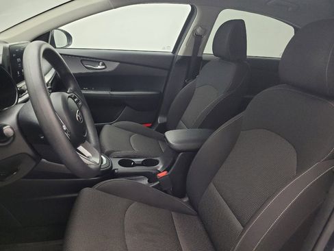 Used 2020 Kia Forte LXS FWD image 17