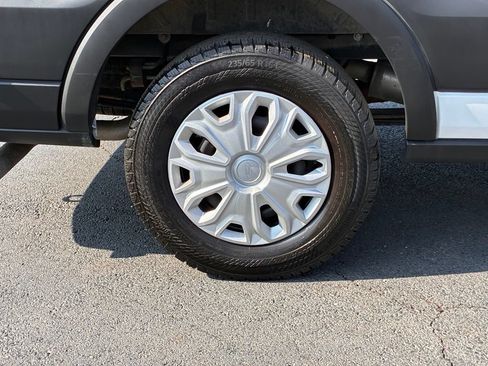 Used 2024 Ford Transit 350 XLT RWD image 57