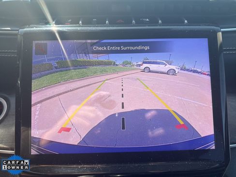 Used 2023 Jeep Grand Cherokee Limited w/ Black Appearance Package AWD/4WD image 18