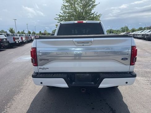 Used 2017 Ford F150 Platinum w/ Equipment Group 701A Luxury AWD/4WD image 5