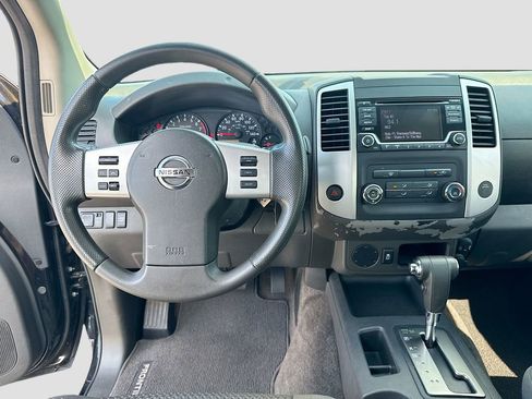 Used 2017 Nissan Frontier SV RWD image 22