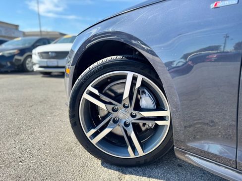 Used 2017 Audi A4 2.0T Premium Plus w/ Premium Plus Package image 9