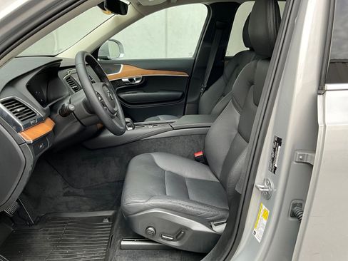 Certified 2024 Volvo XC90 B6 Core w/ Protection Package Premier image 11