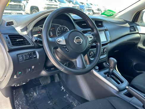 Used 2019 Nissan Sentra S FWD image 7