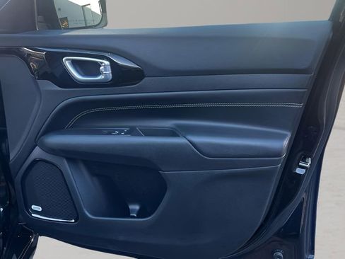 Used 2022 Jeep Compass High Altitude image 34