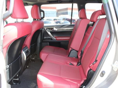 Used 2023 Lexus GX 460 Premium w/ Premium Package AWD/4WD image 43