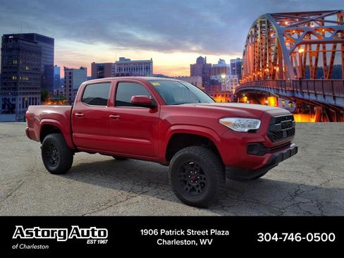 Used 2022 Toyota Tacoma SR image 1