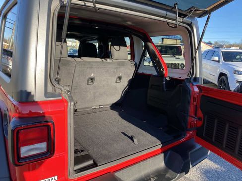 Certified 2021 Jeep Wrangler Unlimited Sport image 5