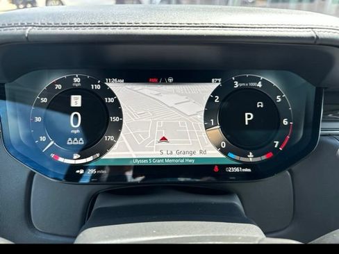 Used 2023 Land Rover Range Rover SE AWD/4WD image 8
