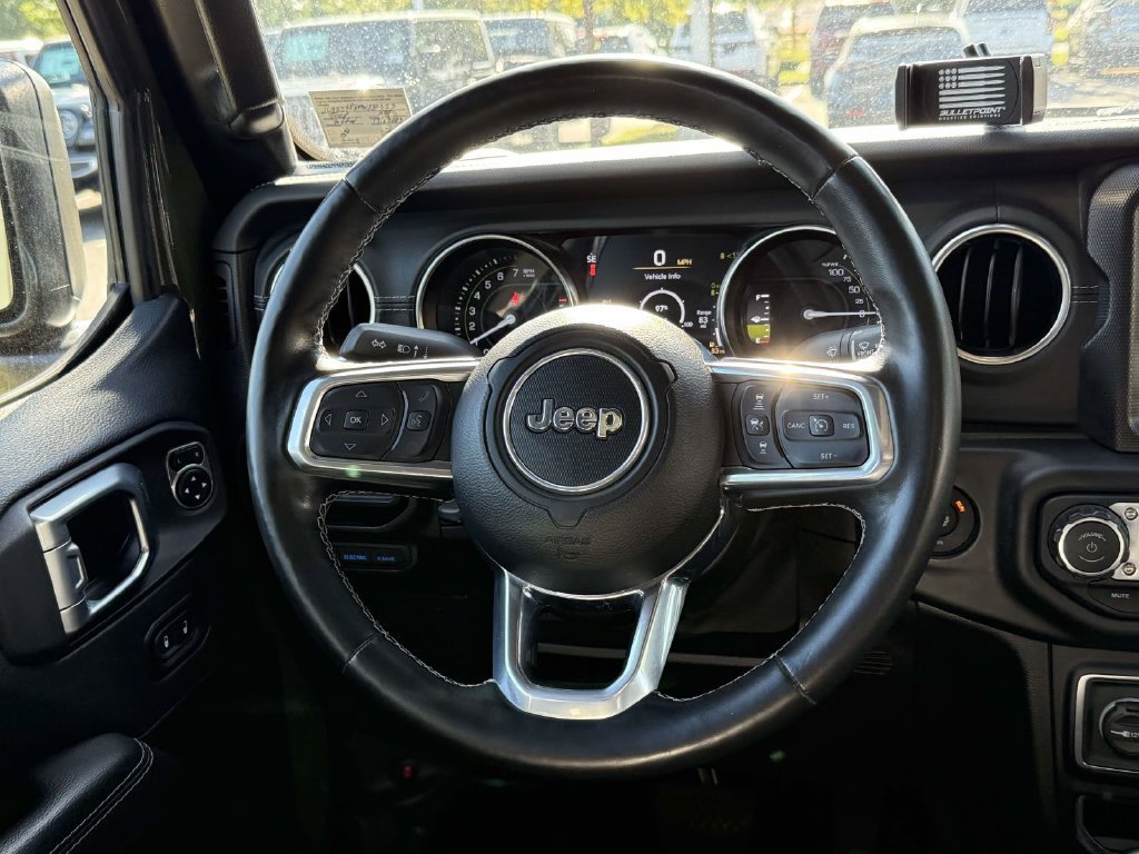 Used 2021 Jeep Wrangler Unlimited Sahara w/ Cold Weather Group AWD/4WD image 19