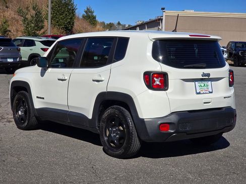 Used 2019 Jeep Renegade Sport image 13
