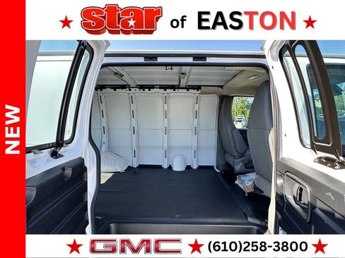 New 2025 GMC Savana 2500 w/ Driver Convenience Package image 17