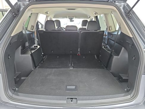 Used 2024 Volkswagen Atlas SE image 13