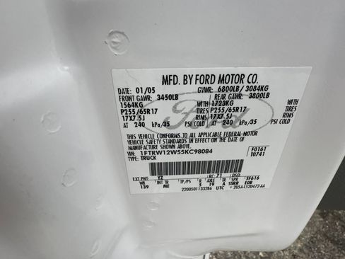 Used 2005 Ford F150 XLT image 26