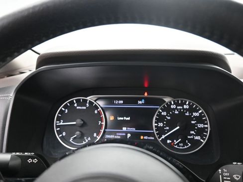 Used 2023 Nissan Rogue SL w/ SL Premium Package image 20