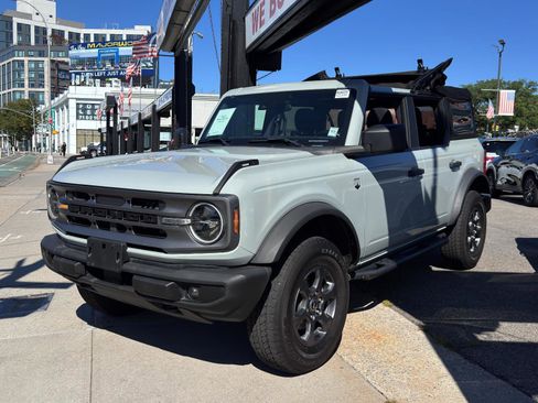 Used 2021 Ford Bronco Big Bend image 1