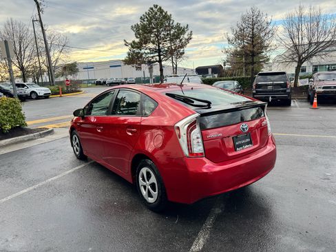 Used 2013 Toyota Prius Three image 7