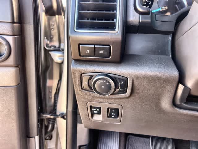 Used 2021 Ford Expedition Max Limited AWD/4WD image 29