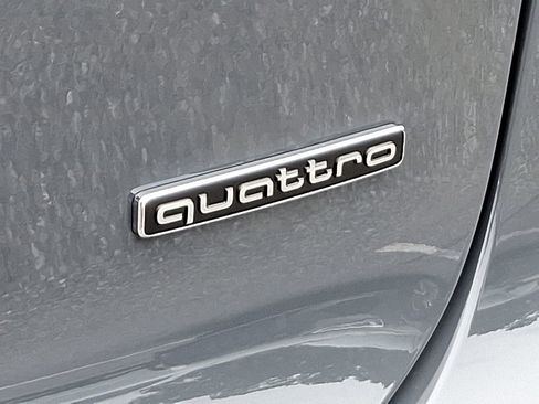 Used 2025 Audi Q6 e-tron Premium Plus w/ Premium Plus image 12