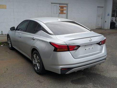 Used 2019 Nissan Altima 2.5 S image 2