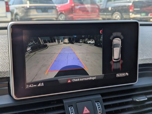 Used 2020 Audi SQ5 Premium Plus w/ Premium Plus Package image 21