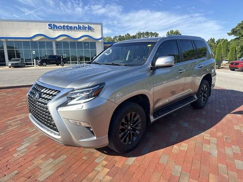 Used 2021 Lexus GX 460 Premium w/ Premium Package AWD/4WD image 4