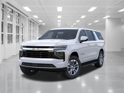 New 2026 Chevrolet Suburban LS image 7
