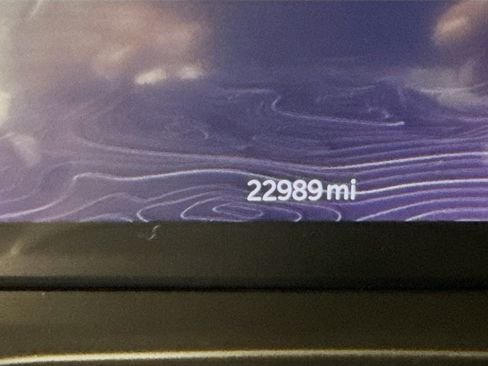 Used 2023 Jeep Grand Cherokee Limited w/ Luxury Tech Group II image 13