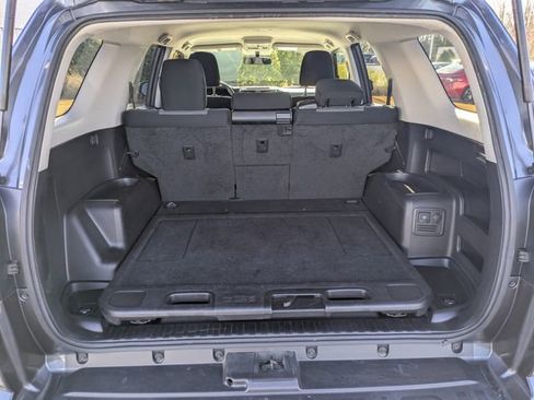 Used 2016 Toyota 4Runner SR5 image 13