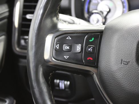 Used 2020 RAM 1500 Limited w/ Black Appearance Package image 10