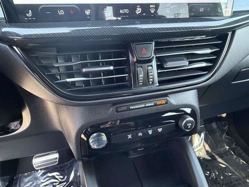 Used 2024 Ford Escape ST-Line w/ Tech Pack #1 AWD/4WD image 10