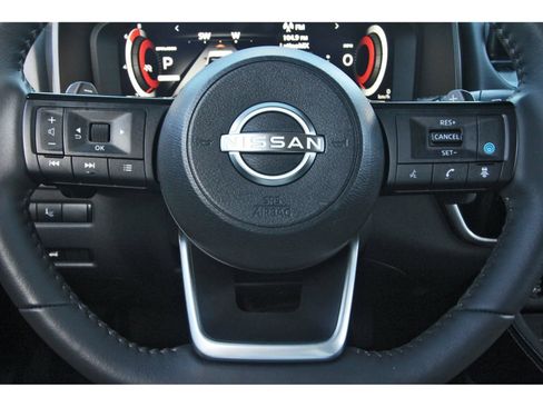 Certified 2024 Nissan Rogue Platinum w/ Platinum Premium Package FWD image 16