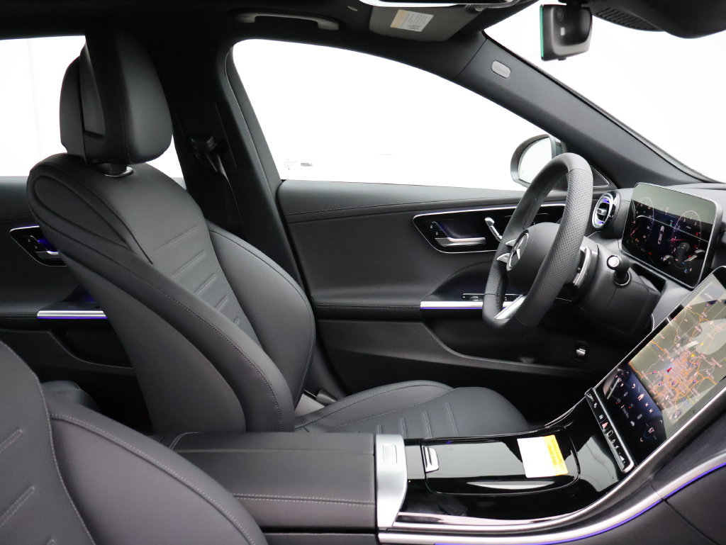 Certified 2026 Mercedes-Benz C 300 4MATIC Sedan image 10