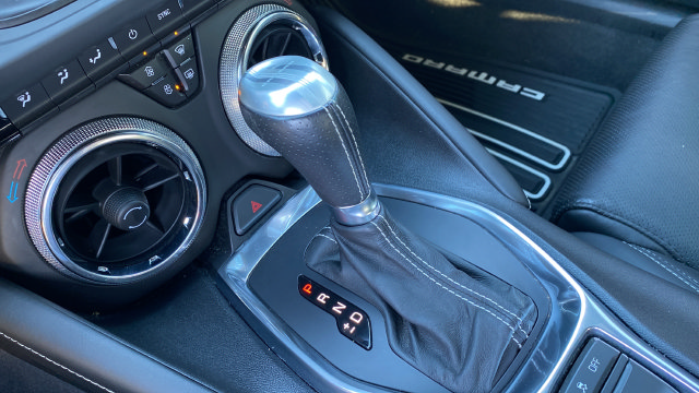 Used 2018 Chevrolet Camaro SS RWD image 17
