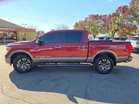 Used 2019 Nissan Titan Platinum Reserve w/ Platinum Utility Package image 15