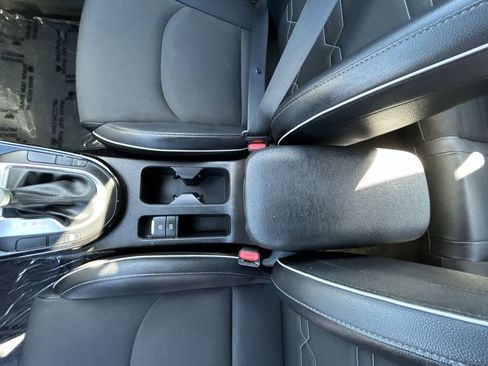 Used 2023 Kia Forte GT-Line w/ GT-Line Technology Package image 21