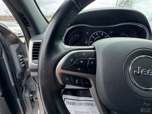 Used 2021 Jeep Grand Cherokee Laredo X AWD/4WD image 13