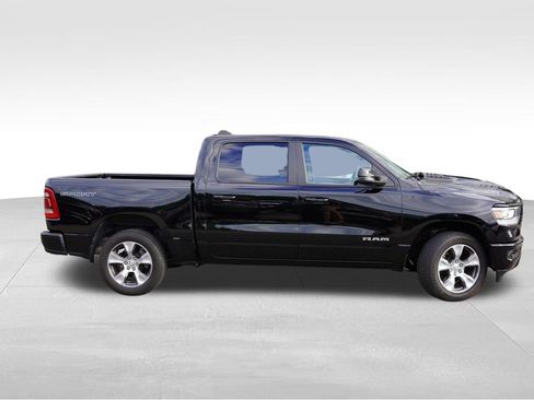 Used 2023 RAM 1500 Laramie AWD/4WD image 3