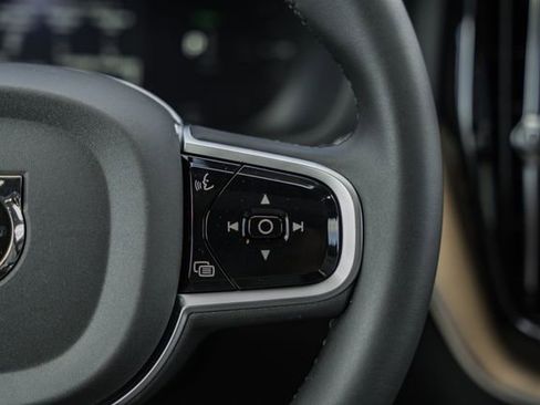 New 2026 Volvo XC60 T8 Plus w/ Protection Package Premier image 28