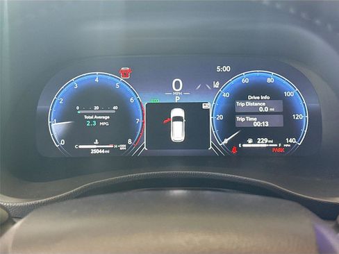 Used 2024 Toyota Highlander Platinum FWD image 12