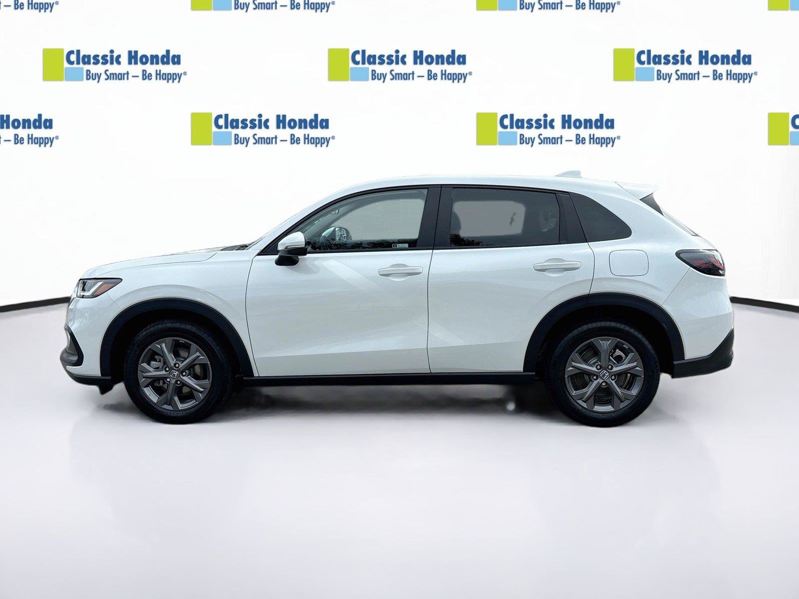 Certified 2027 Honda HR-V LX image 4