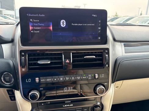 Used 2022 Lexus GX 460 Premium w/ Premium Plus Package AWD/4WD image 12