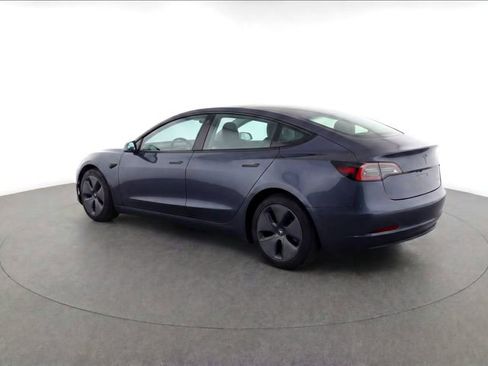 Used 2022 Tesla Model 3 Long Range AWD/4WD image 3