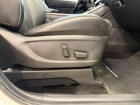 Used 2022 Hyundai Palisade Calligraphy FWD image 29